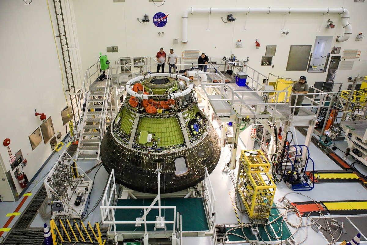 Cthullu_Call's tweet photo. @korhancagla Would help if you used an actual photo of the module, which is much bigger than the image 

The IDR system is similar for all capsule spacecraft https://t.co/jynjQmCo7Y