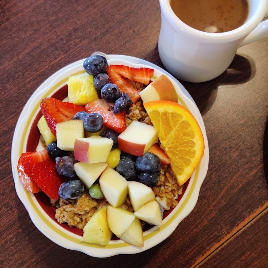 stansmaplecafe's tweet photo. Fresh, fruity, and full of energy! 🍓🥣 Grab a Granola &amp; Fruit Bowl at The Maple Cafe and kick your  mornings off right. ☀️ https://t.co/z1YqsDV9dw