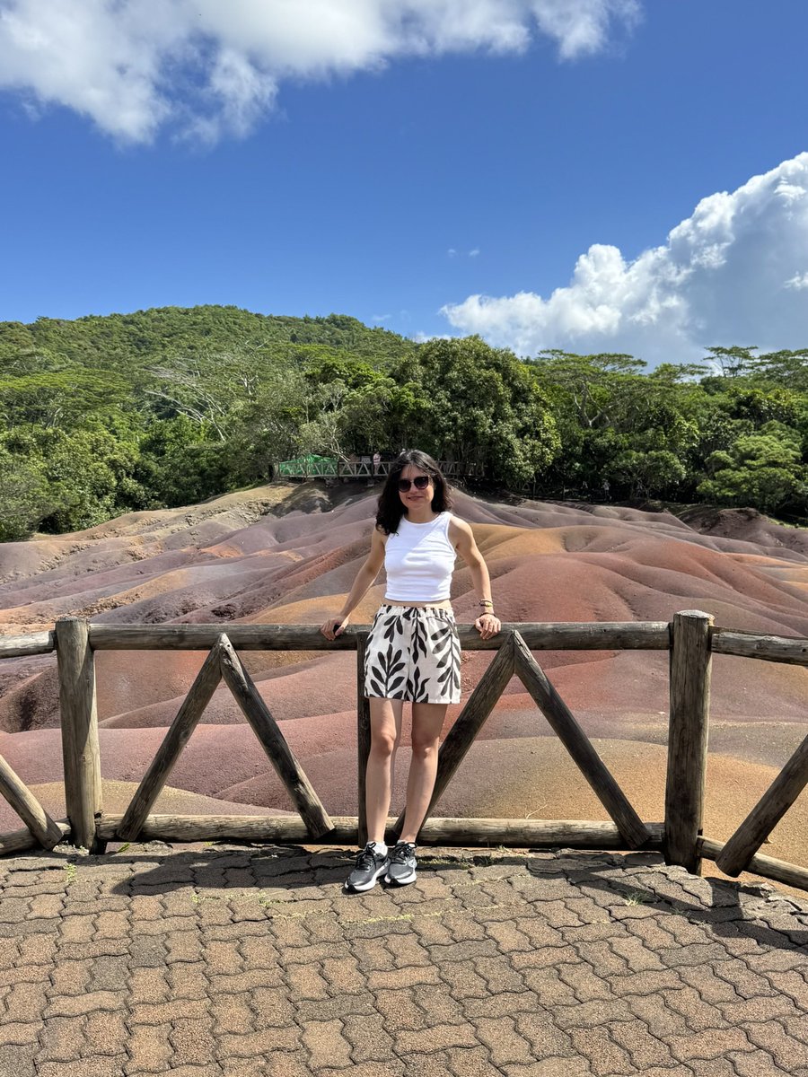 Hike_with_Kate's tweet image. 7 Colours of the Earth, Mauritius 🇲🇺 

#mauritius 
#traveler