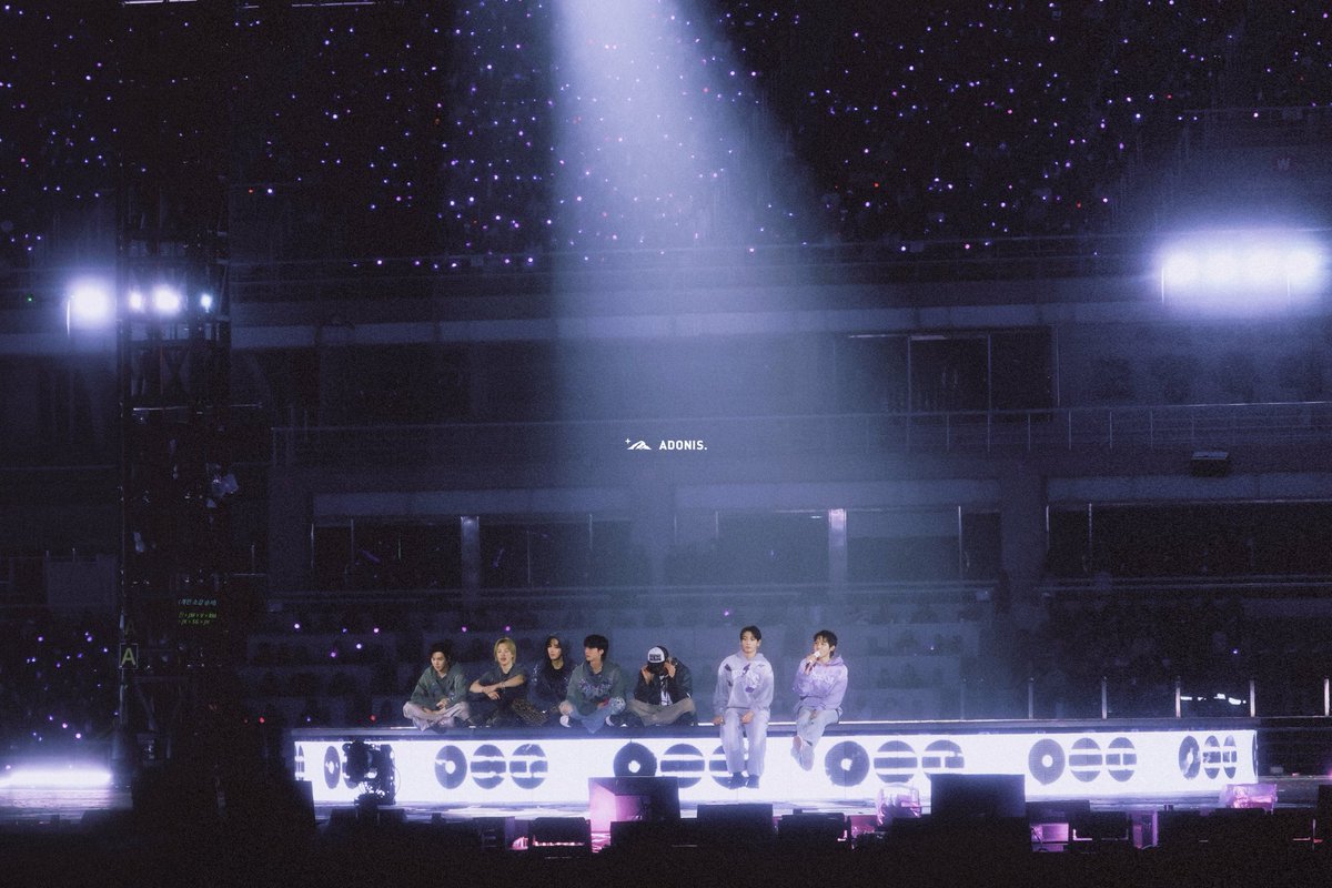esesbts's tweet photo. https://t.co/OzOqqBU3GQ