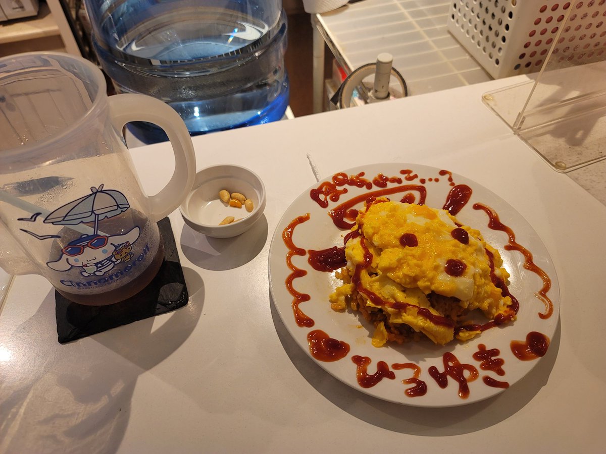 tiho_gonyogonyo's tweet image. #SeeKa 
お絵かきオムライス
フライパン不調🤭
ありがとうね✨