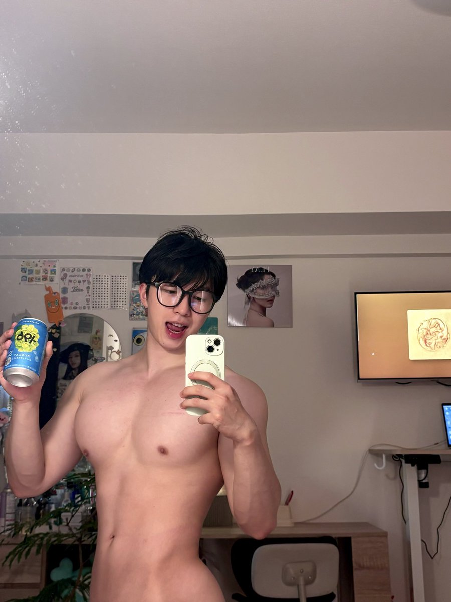 绝世小pooo tweet media