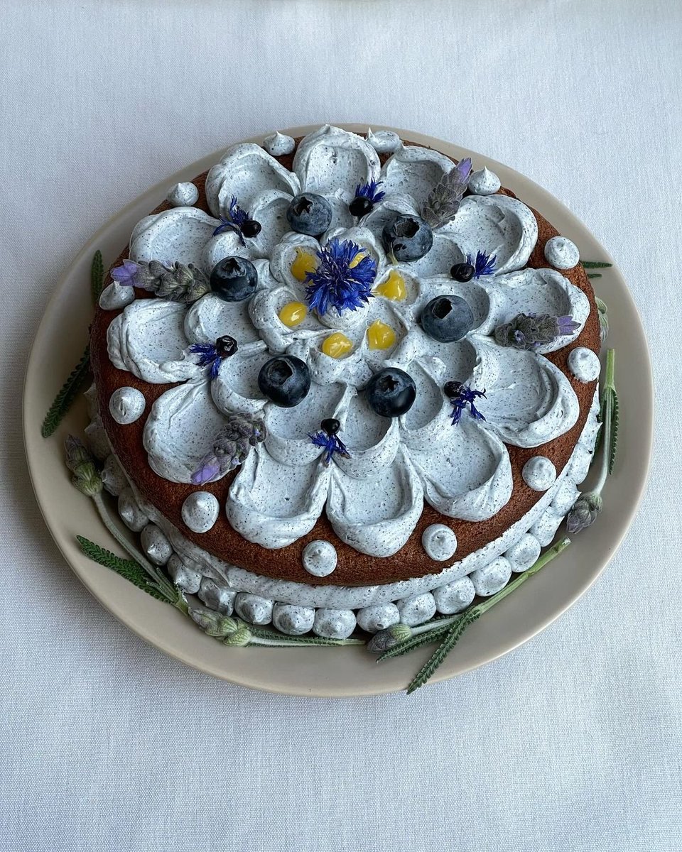 daily_dolce's tweet image. Jasmine chiffon cake made by artplatterforyou