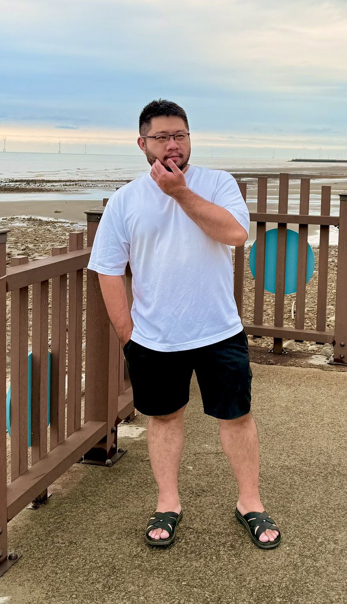 全世界都在泰國嗎🤣