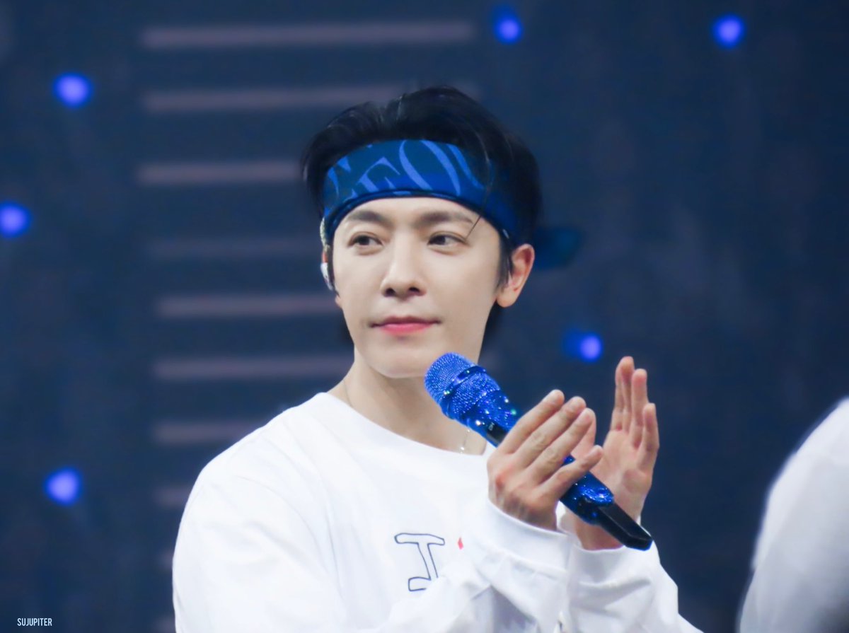 sujupiter_'s tweet photo. I 🩵 υ´• ﻌ •`υ 🫳🏻

-
📷 𝟮𝟲𝟬𝟰𝟬𝟰 𝗦𝗦𝟭𝟬 𝗦𝗝-𝗖𝗢𝗥𝗘 𝗗𝗔𝗬 𝟮

//PLZ DO NOT REMOVE LOGO//

#donghae #동해 #슈퍼주니어 #superjunior https://t.co/YIrHqu9913
