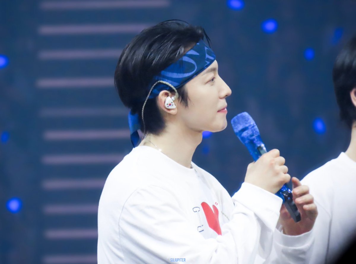 sujupiter_'s tweet photo. I 🩵 υ´• ﻌ •`υ 🫳🏻

-
📷 𝟮𝟲𝟬𝟰𝟬𝟰 𝗦𝗦𝟭𝟬 𝗦𝗝-𝗖𝗢𝗥𝗘 𝗗𝗔𝗬 𝟮

//PLZ DO NOT REMOVE LOGO//

#donghae #동해 #슈퍼주니어 #superjunior https://t.co/YIrHqu9913