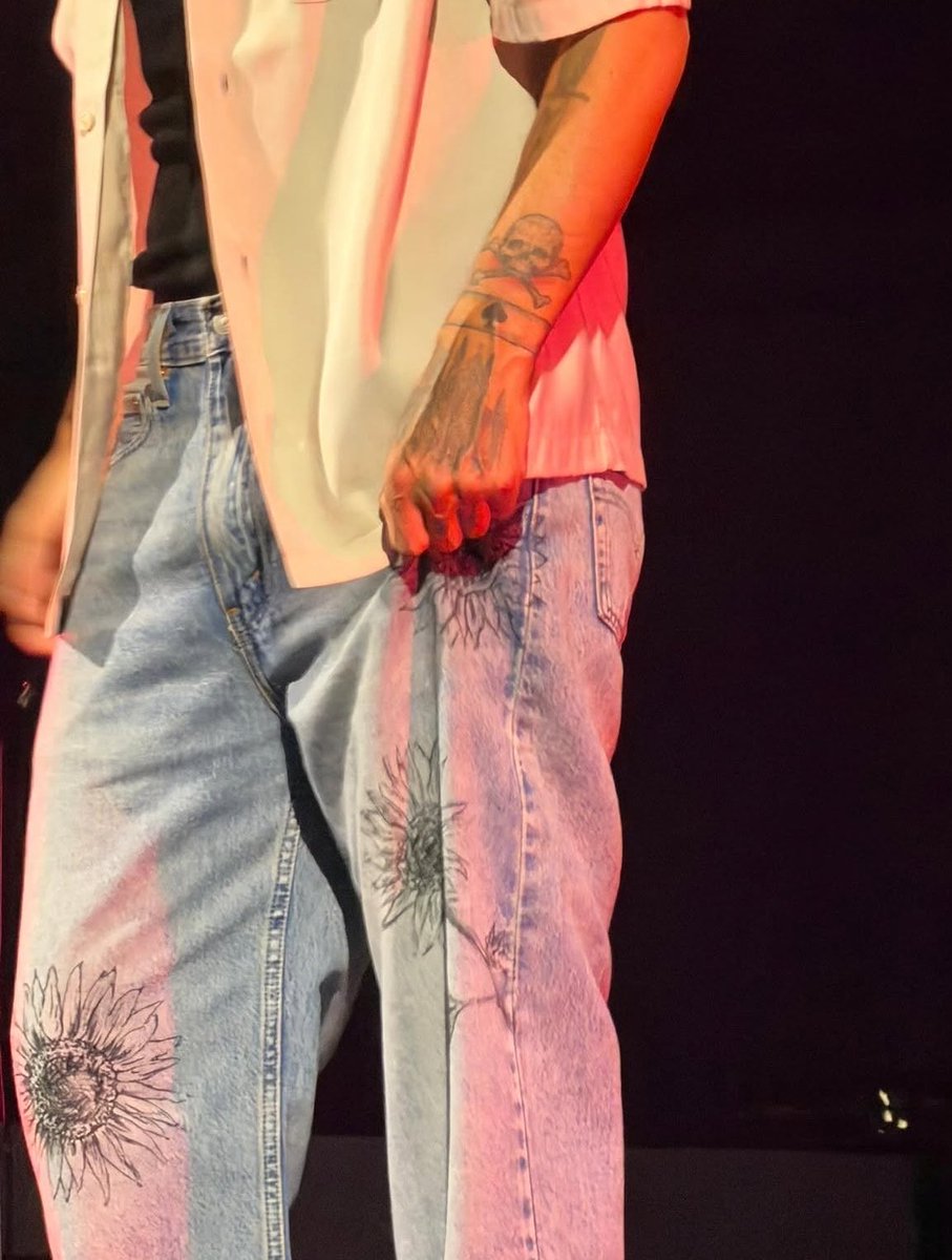 louis doing things tweet media