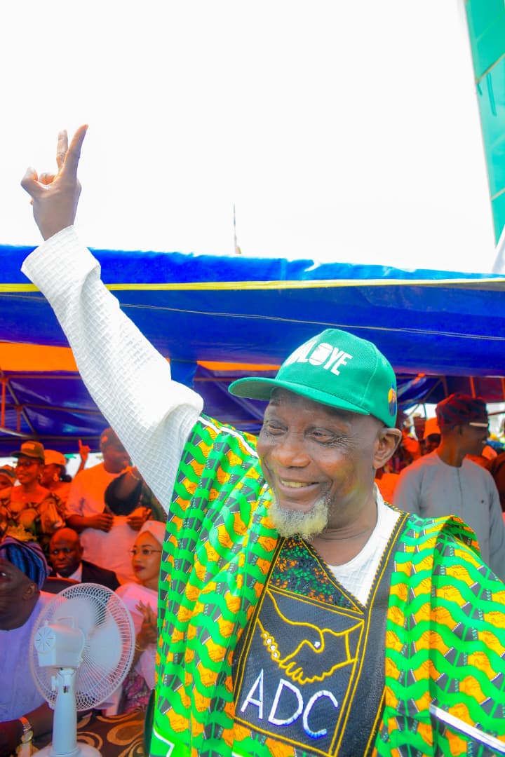 Oladelekol28931's tweet photo. Hearty congratulations to Alhaji Issa Adesiji Azeez on your election as the new Osun State Chairman of the ADC!

This is a well-deserved victory and a call to greater service. The entire ADC family in Osun and beyond celebrates you today. May your leadership inspire cohesion. https://t.co/DHmSL0MXHs
