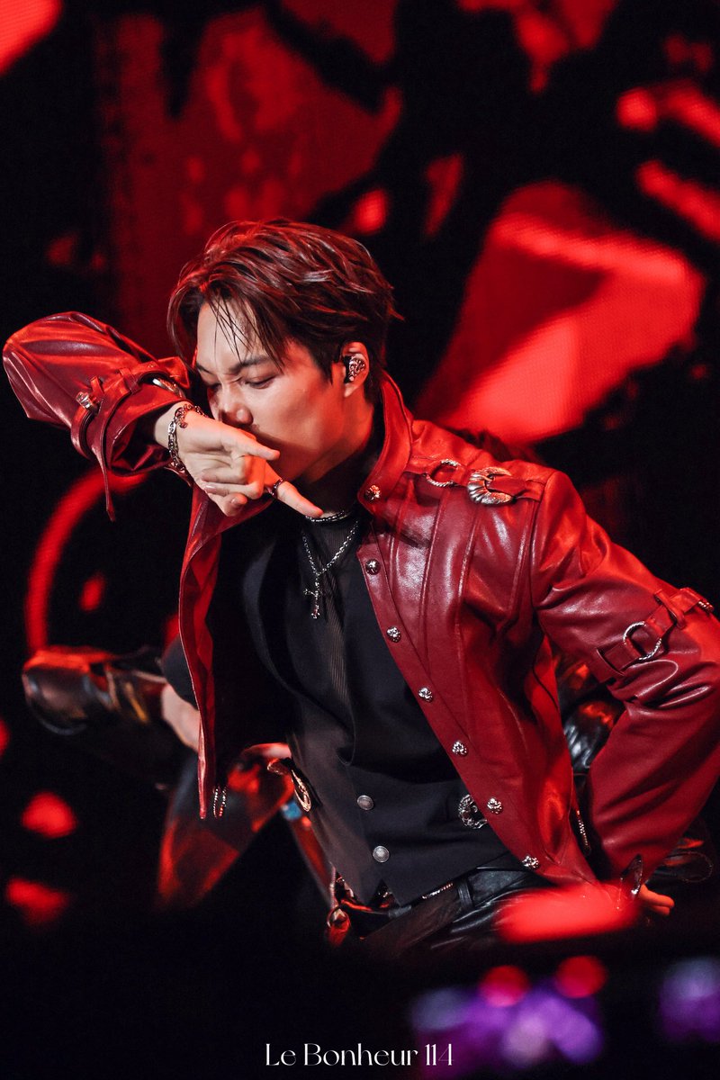 LeBonheur_114's tweet photo. 2026.04.11

🔥

#KAI #카이 #종인 #엑소 #ExhorizoninSeoul https://t.co/2ud4KENEY9