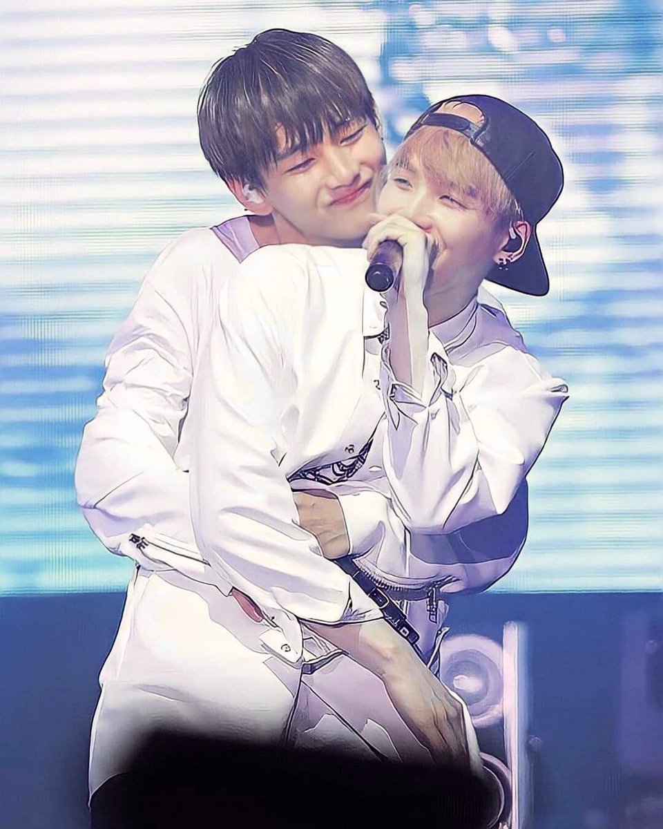 possible taegi moments at the next concert>

#love