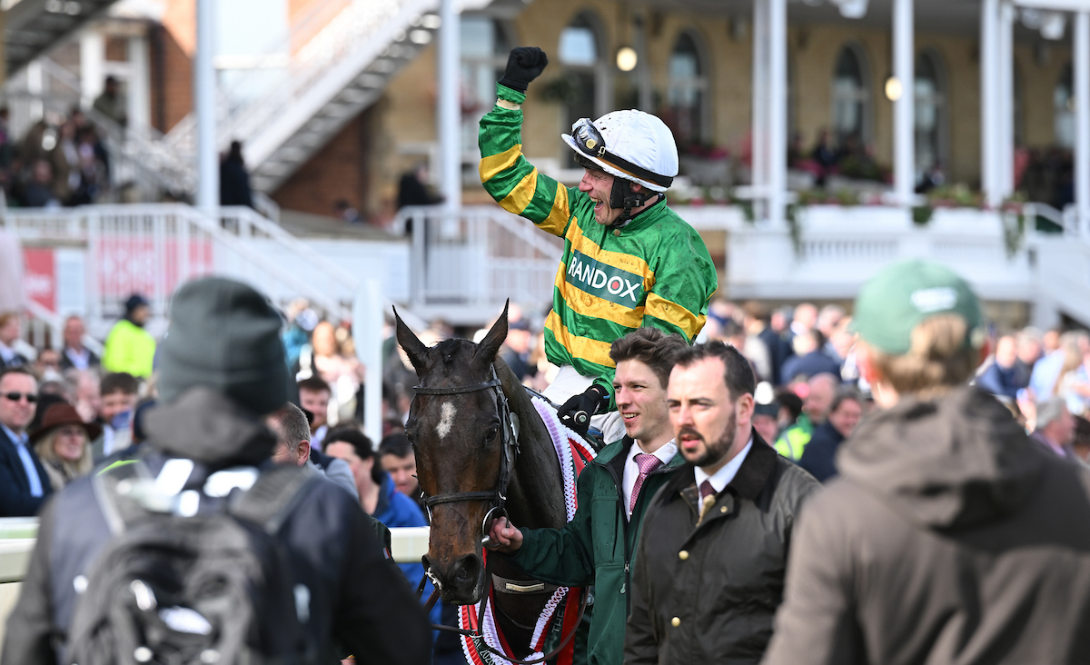 Racing TV tweet media