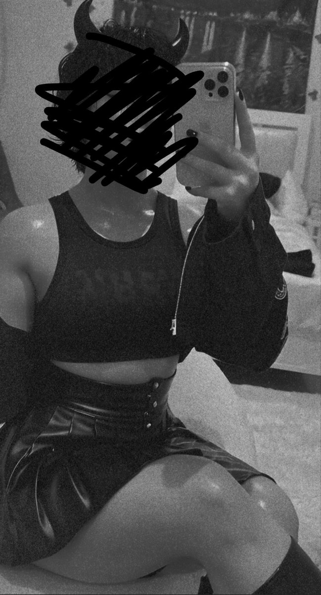 BadBoyMuMu's tweet image. OILED UP GOTH FEMBOY 😧🚨‼️‼️