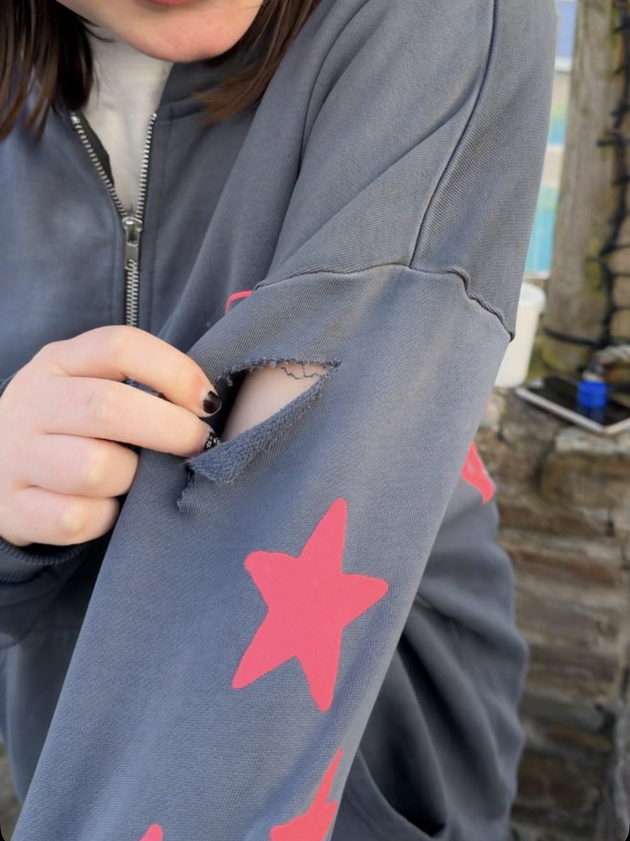 gwen ‎ 卌 🌟 tweet media