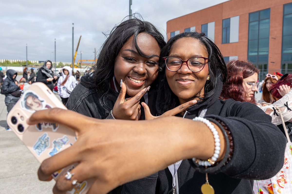 LYKN France 🐺 tweet media