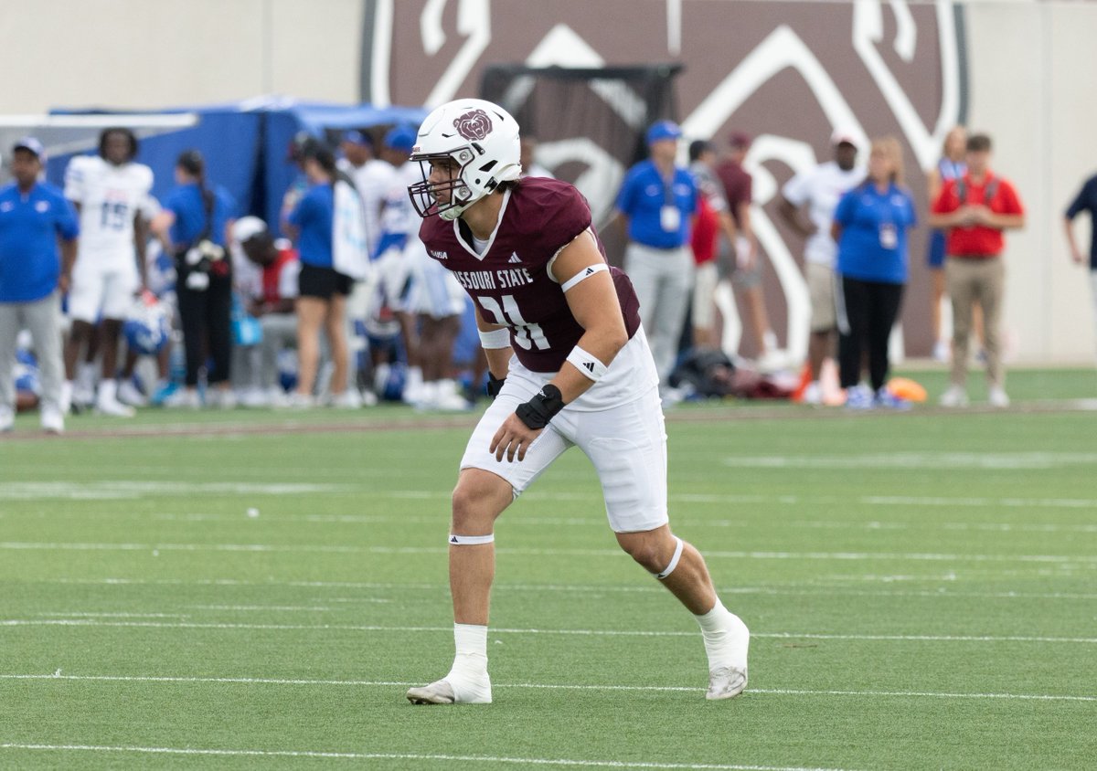 sgfcitizen's tweet photo. ‘The Glendale Bears’: How three former Falcons standouts reunited at Missouri State

Read it: https://t.co/VpJy45Vj1J https://t.co/zVA0yScUAJ