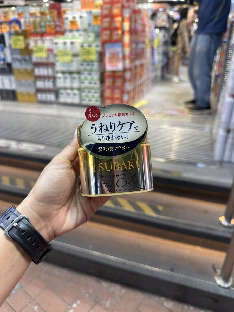 ELLE saw YOONGI & HOBI 🥺 tweet media