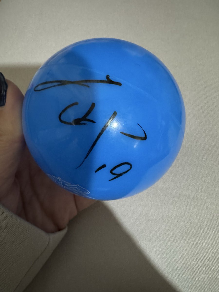 れいな tweet media