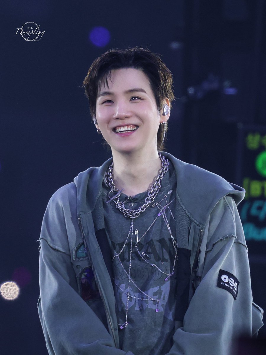 Update SUGA tweet media