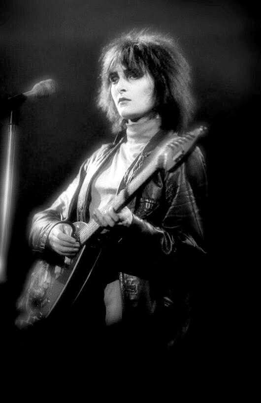 gunclub_music's tweet photo. Siouxsie https://t.co/agJDBTzbq4