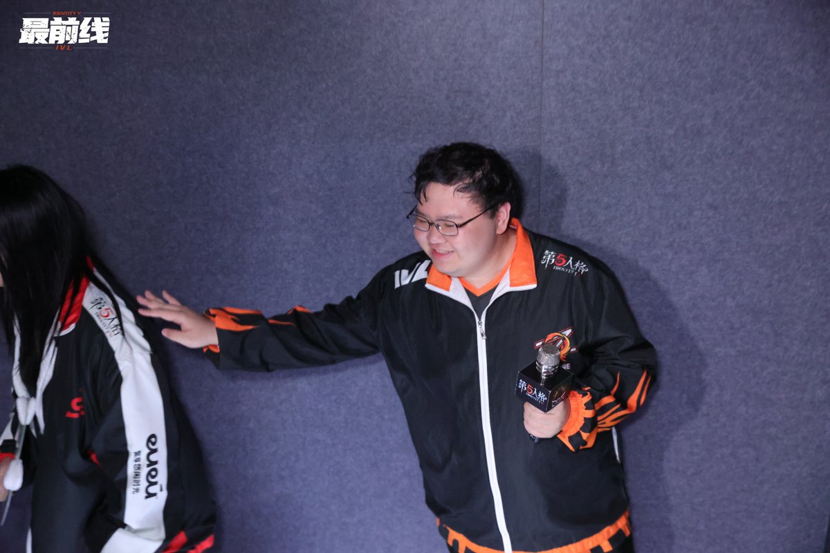 ヒュリ tweet media