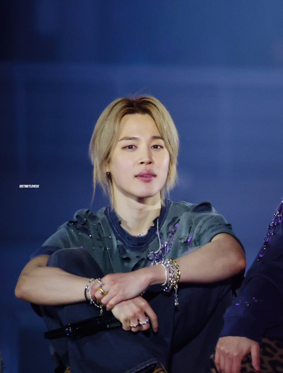 260411 고양 중콘

👀👀👼🏻

#방탄소년단 #지민
#BTS #JIMIN