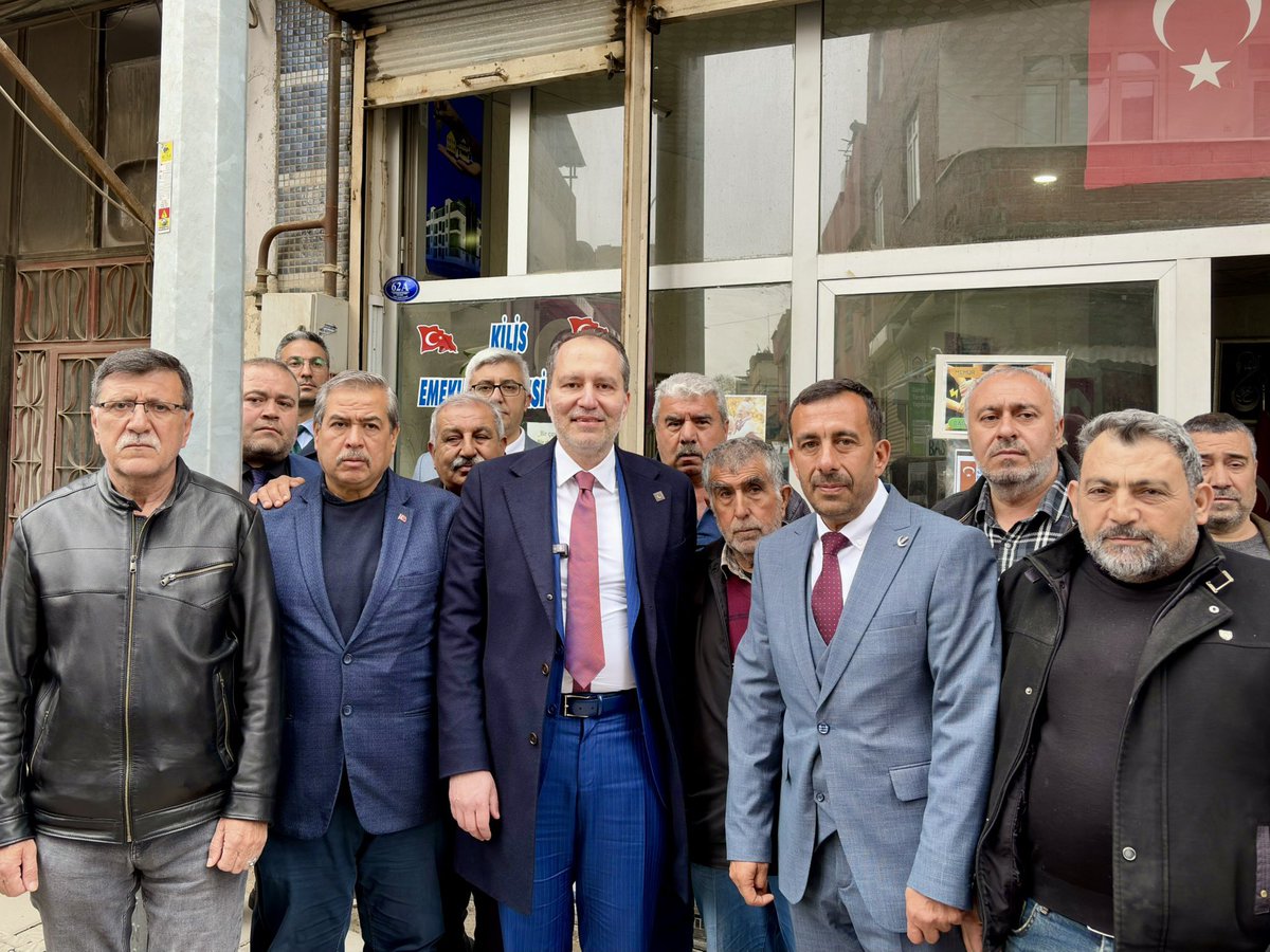 📍 Kilis

Genel Başkanımız Dr. Fatih Erbakan, Kilis Emeklilerin Sesi Derneği’ni ziyaret ederek emeklilerimizin talep ve beklentilerini dinledi. Emeklimizin hakkını korumak, alın terinin karşılığını vermek için kararlılıkla çalışmaya devam edeceğiz.