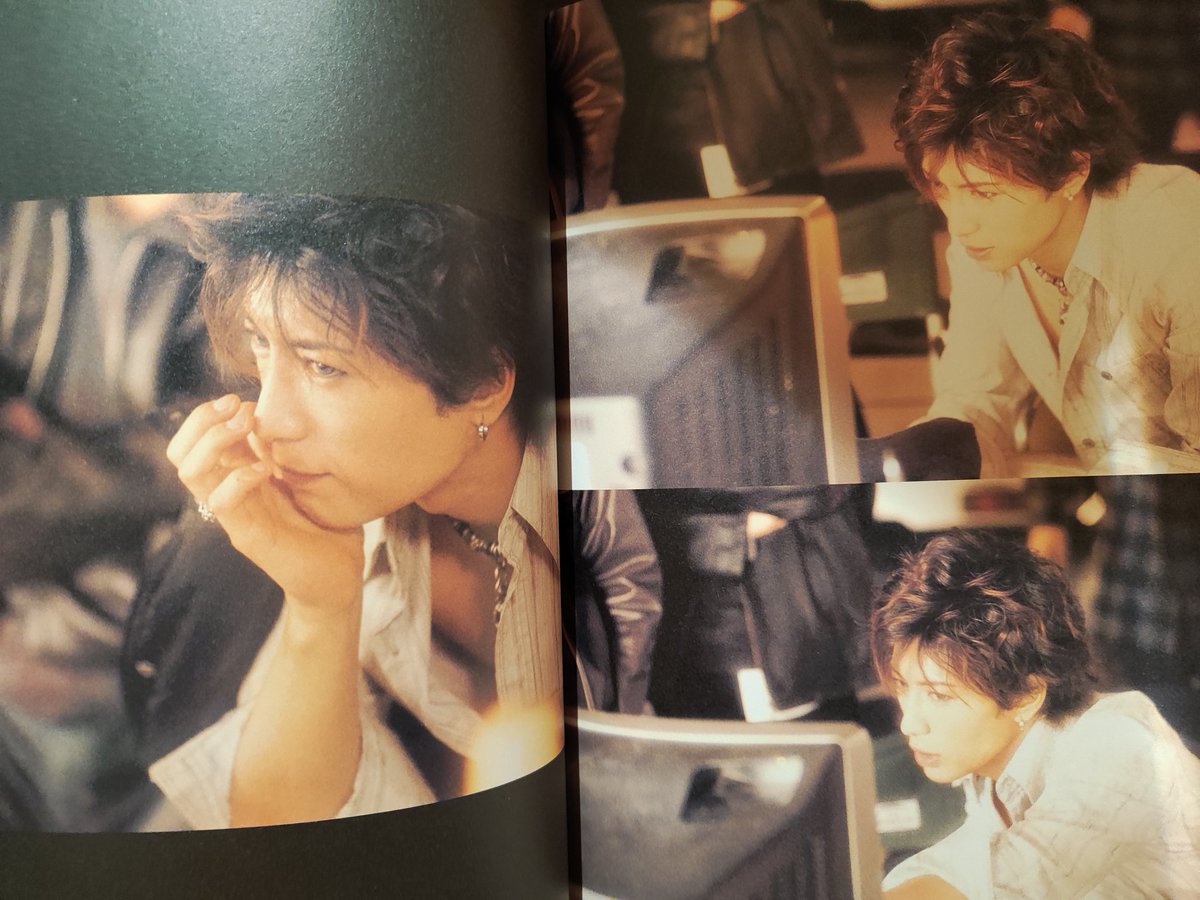 visualnoky's tweet image. FROM「CRESCENT」
「MOON CHILD」のポニーテールまだ残ってた
 #GACKT