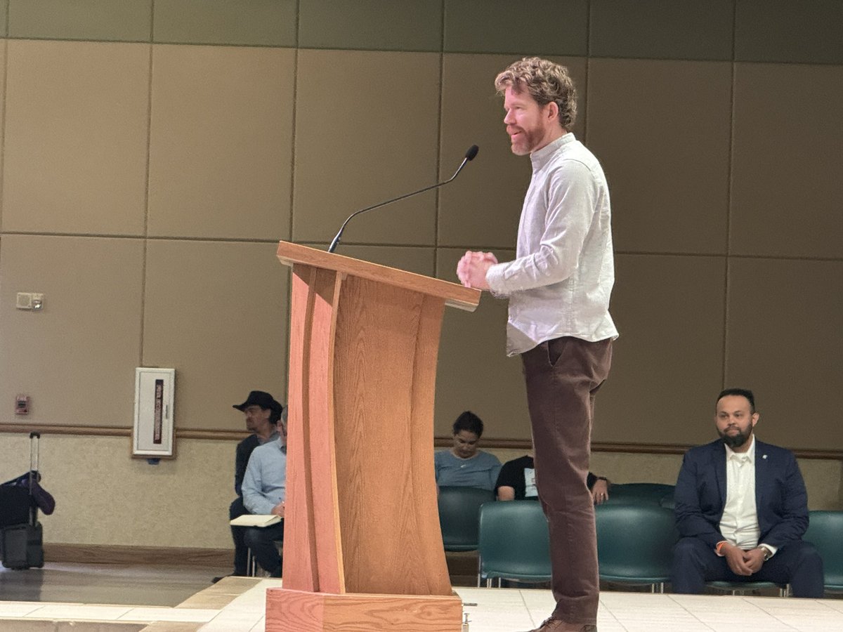 FratofStHubert's tweet photo. As we sit here, @briankeepsworth comes up to speak and compares his talk to a “mosquito on nude beach” 

What a way to grab the crowd! https://t.co/Fd33sSpiMV