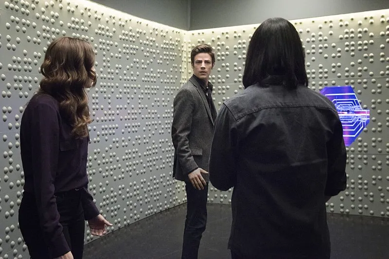 DT2ComicsChat's tweet image. #NostalgiaVibes 

MAN, I miss these days:

--When #TheFlash⚡️ was must see TV,
and we made a POINT to clear our Tuesday night schedules to watch.
--Everybody would be buzzing about the latest episode, and I'd come on here on Wednesdays and do #FlashChat⚡️ live, where I'd ask 12