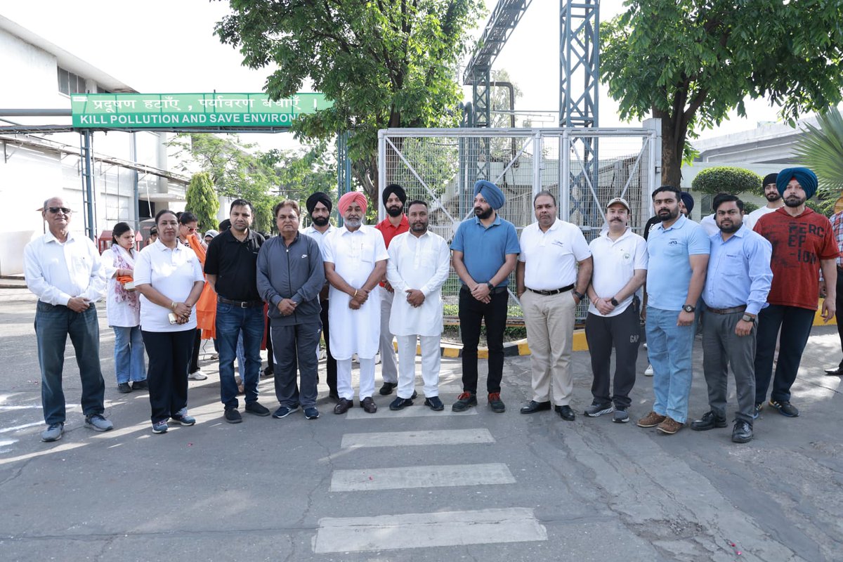 UmangWelfare's tweet photo. 7th mini merathon 
ਉਮੰਗ ਵੈਲਫੇਅਰ ਫਾਊਂਡੇਸ਼ਨ ਪਟਿਆਲਾ ਵੱਲੋਂ ਸੁਸ਼ੀਲਾ ਦੇਵੀ ਪਬਲਿਕ ਸਕੂਲ ਦੇ ਸਾਂਝੇ ਉਪਰਾਲੇ ਨਾਲ ਵਿਸਾਖੀ ਦੇ ਪਵਿੱਤਰ ਤਿਉਹਾਰ ਮੌਕੇ ਮਿਨੀ ਮੈਰਾਥਨ ਬਹਾਦਰਗੜ ਪਟਿਆਲਾ ਵਿਖੇ ਕਰਵਾਈ ਗਈ ਜਿਸ ਵਿੱਚ ਪਟਿਆਲਾ ਵਾਸੀਆਂ, ਸੁਸ਼ੀਲਾ ਦੇਵੀ ਸਕੂਲ ਦੇ ਬੱਚਿਆਂ ਨੇ ਵੱਧ ਚੜ ਕੇ ਹਿੱਸਾ ਲਿਆ । @BhagwantMann
@kundan_gogia https://t.co/Ja2kLFubvo