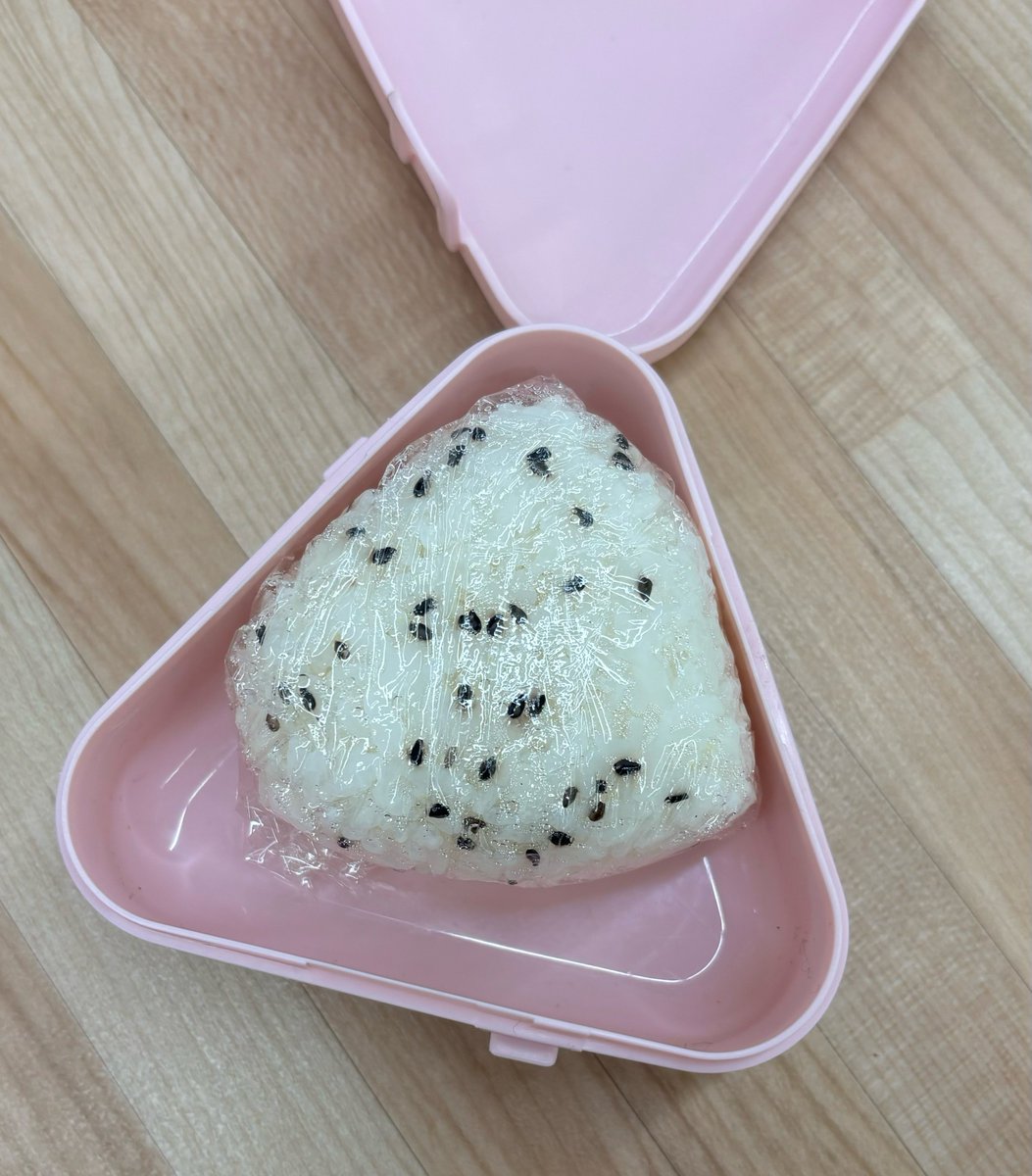 高梨ゆな(MORE STAR) tweet media