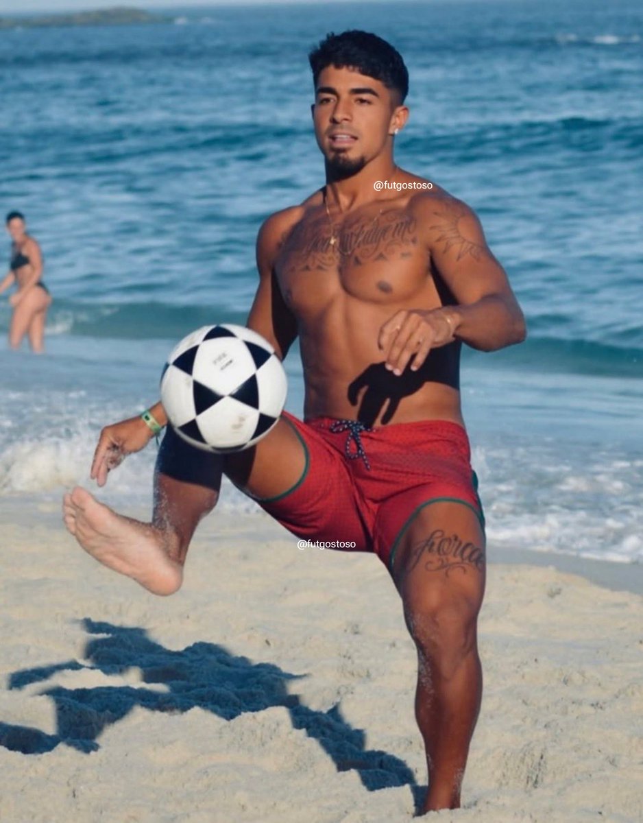 gostosos no futebol tweet media