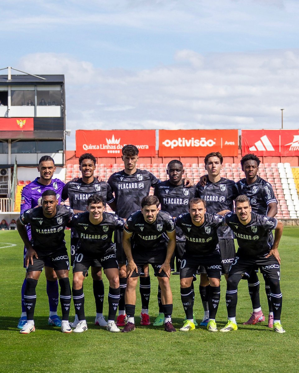 VitoriaSC1922's tweet photo. Pelo Vitória. Por Guimarães. Lutar.
#UnidosPeloVitória • #AFSVSC https://t.co/giyZed9gjg