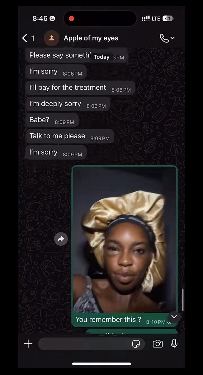 Nimisioluwa's tweet photo. She is already begging her to take her back, then proceeds to send her 1 million naira and even promises to send more if she accepts her back. 🤣🤣

Lesbian relationship chronicles part2 https://t.co/hldmUe2xh3