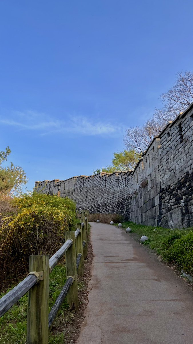 필록🟥🤍 tweet media