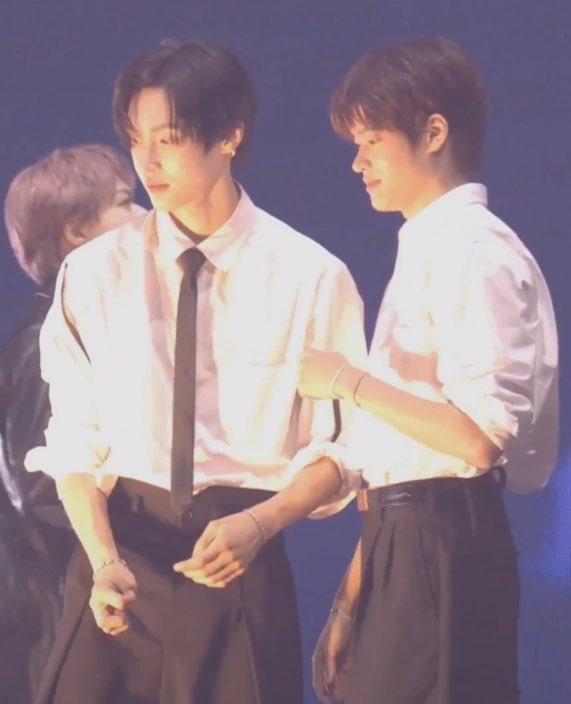 cucumbar tweet media