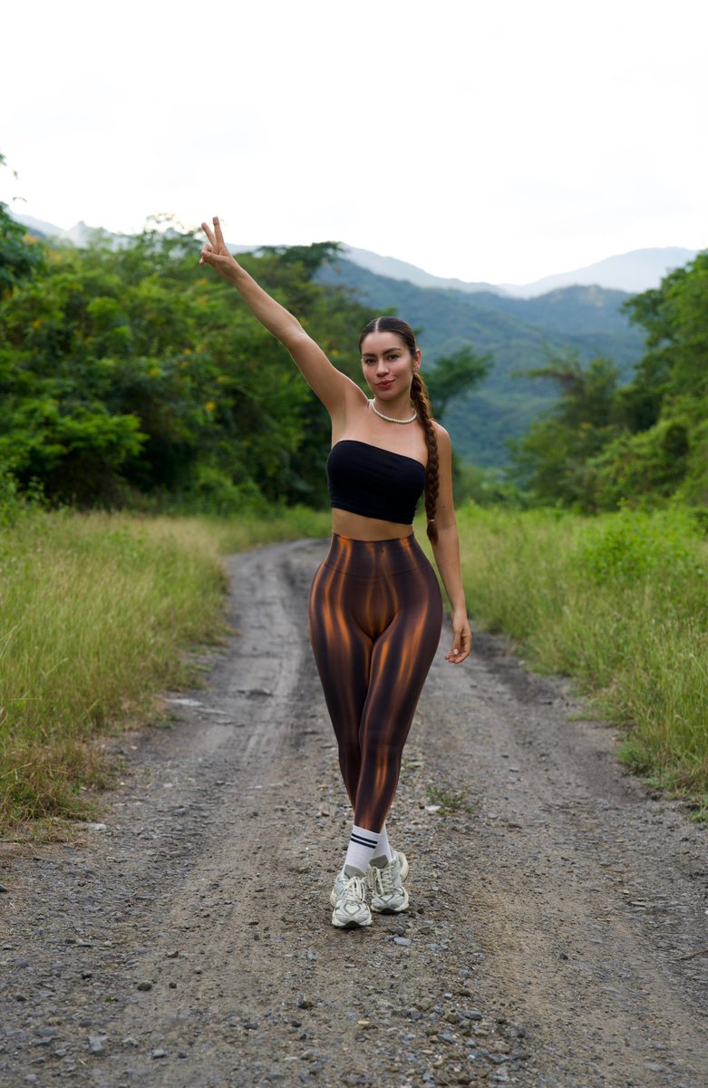 CATALINA CRUZ tweet media