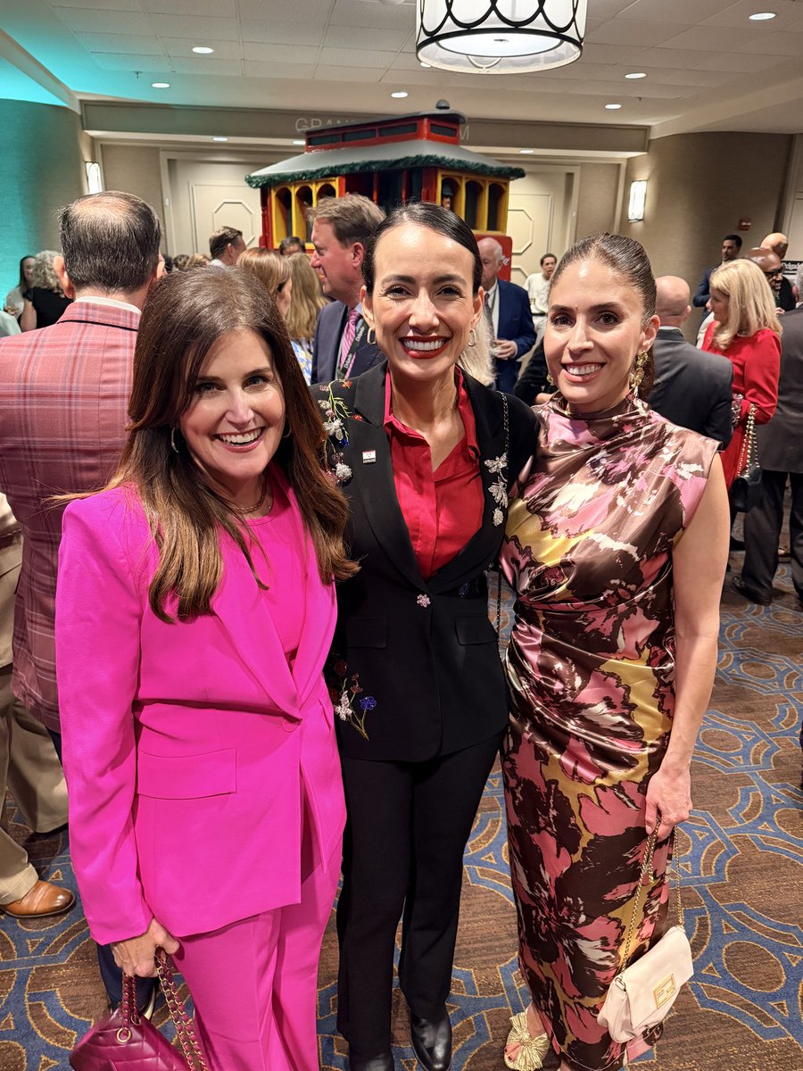 aleguzman's tweet photo. Taking the heat for a good cause! 🔥
Had the best time at the 2026 Delgado Roast of the Town. Nothing says New Orleans like watching our leaders trade jabs to raise scholarship funds for  @delgadonola students. @HelenaMorenoLA took it like a champ! 👏⚜️@delgadodolphins  @GNOinc @MainsJennyMD 
#EconomicDevelopment #DelgadoCommunityCollege #NOLA #HigherEd