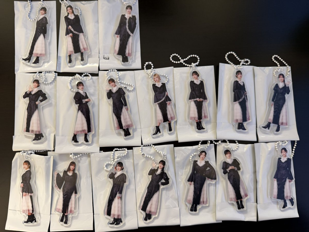 オバヤシ tweet media