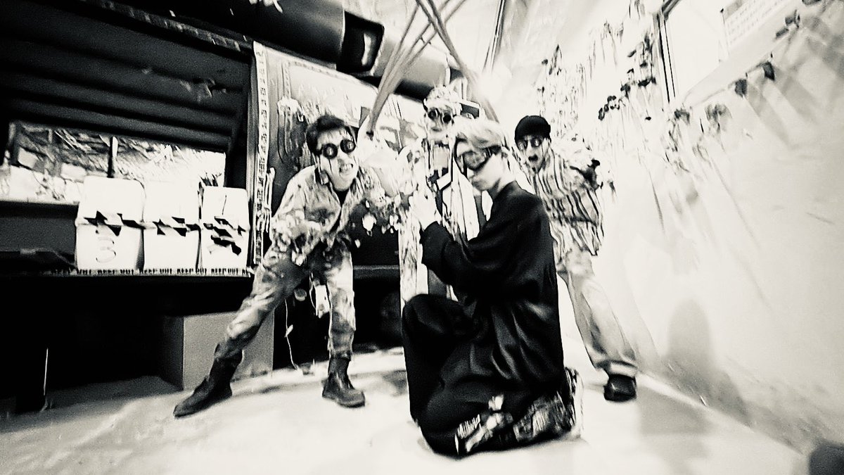 らえど@ tweet media