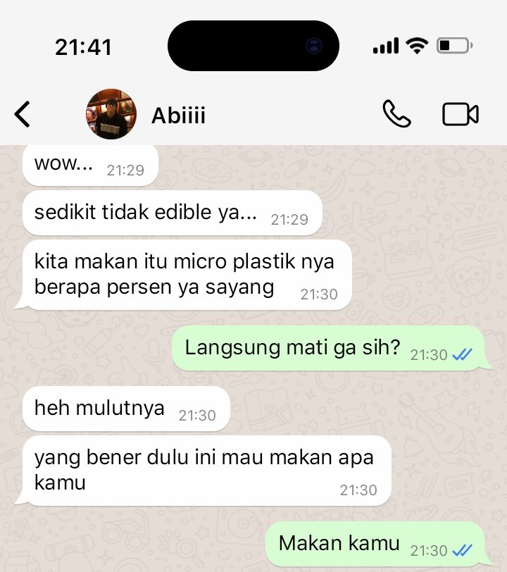 skyhappyending's tweet image. 02. Makan apa Ima?