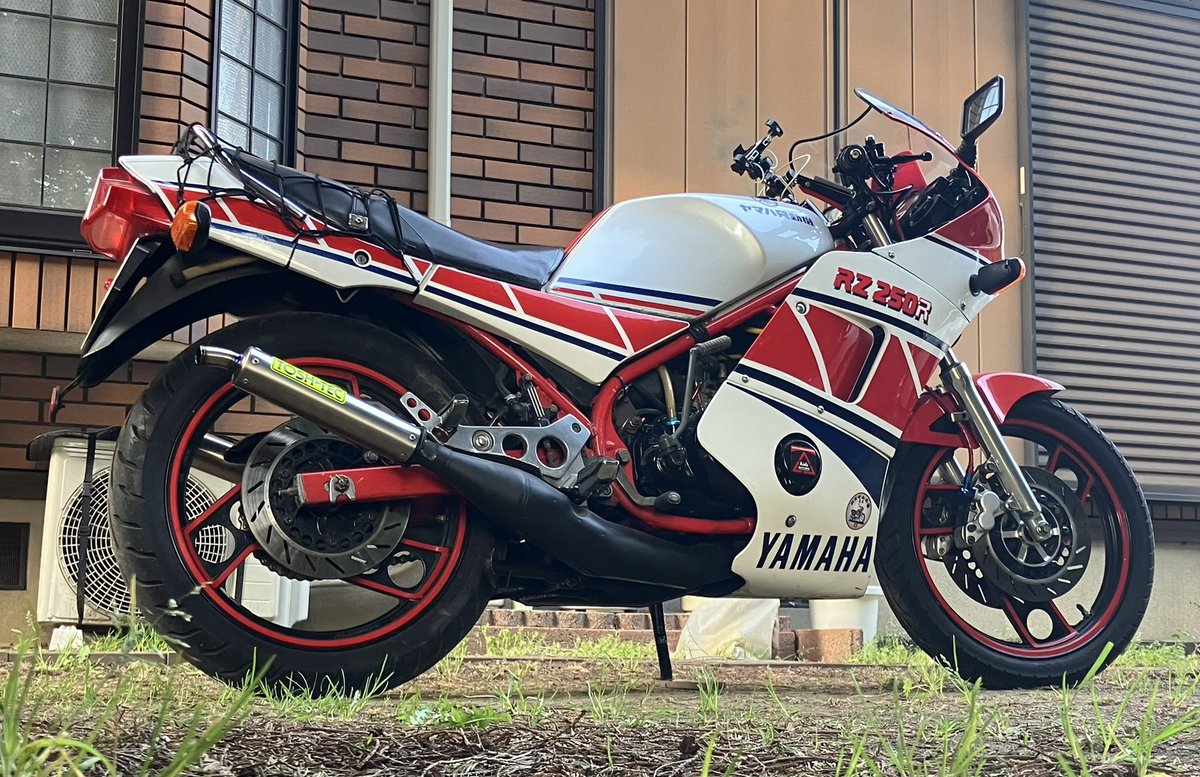 自分のバイクを簡単に一言で おじいちゃんと呼んでください?✨?
