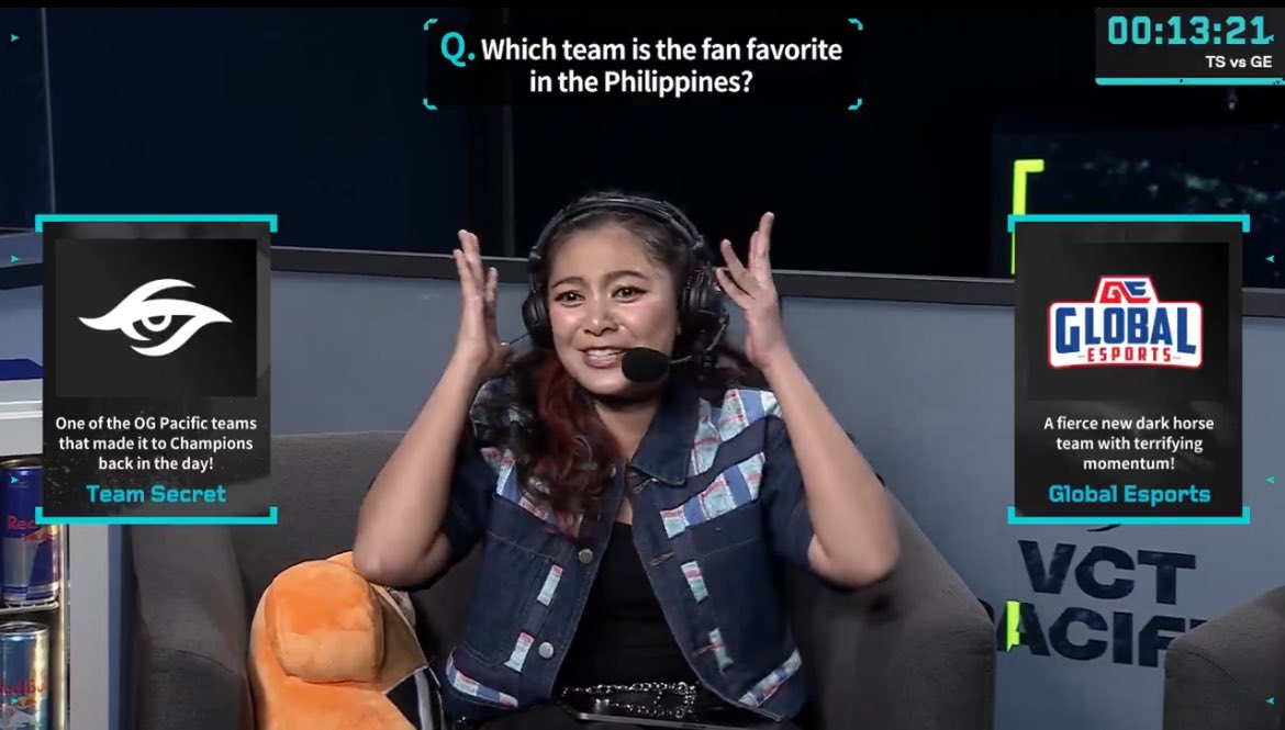 MikaFabs tweet media