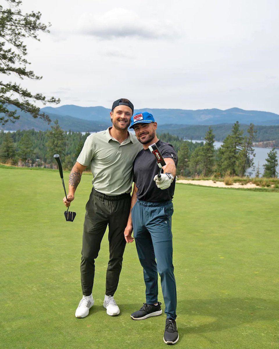 Knox Cameron tweet media