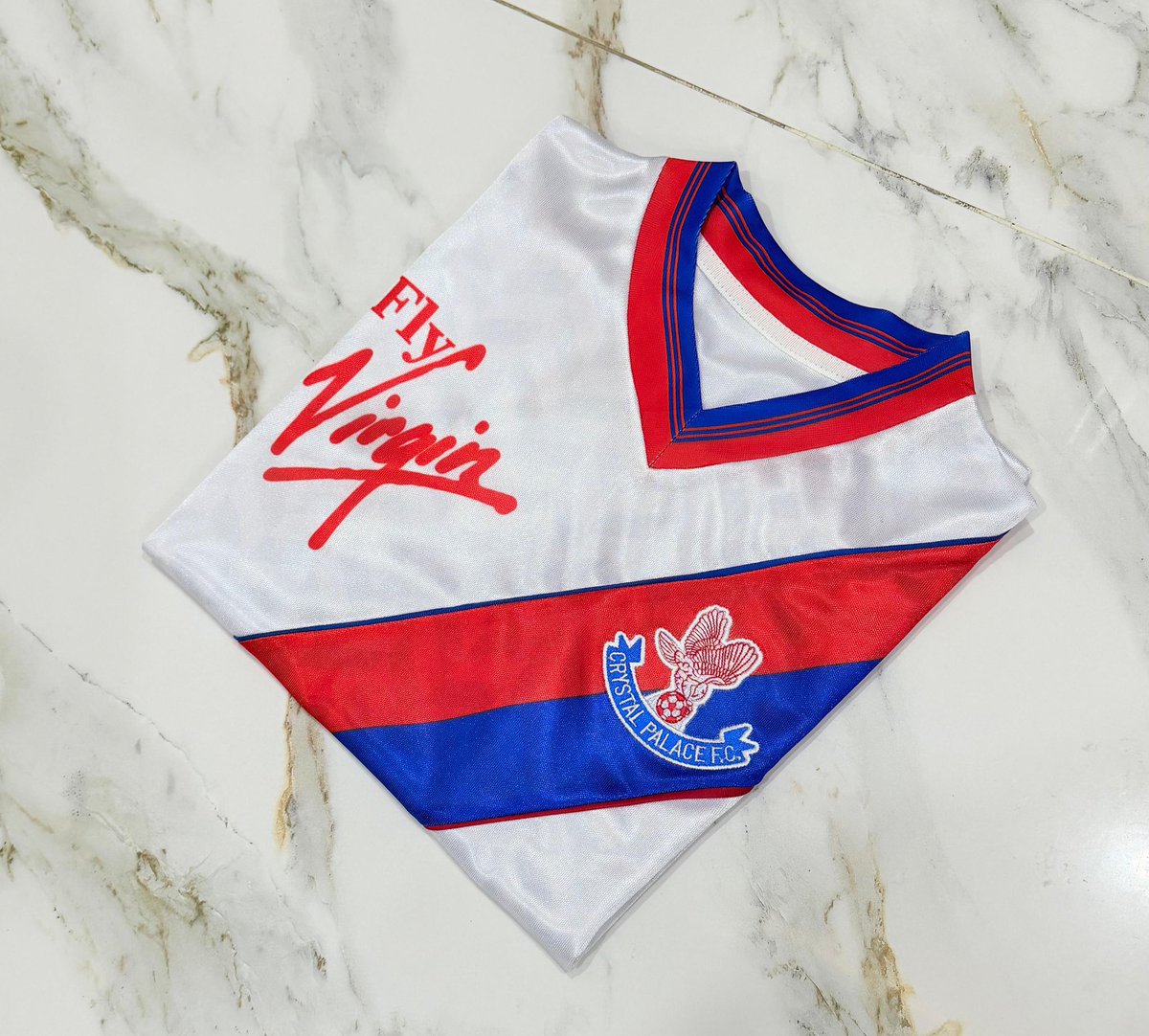 Palace Retro tweet media