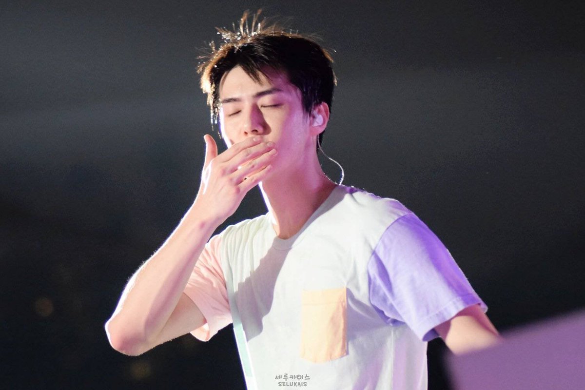 코드🥨 tweet media