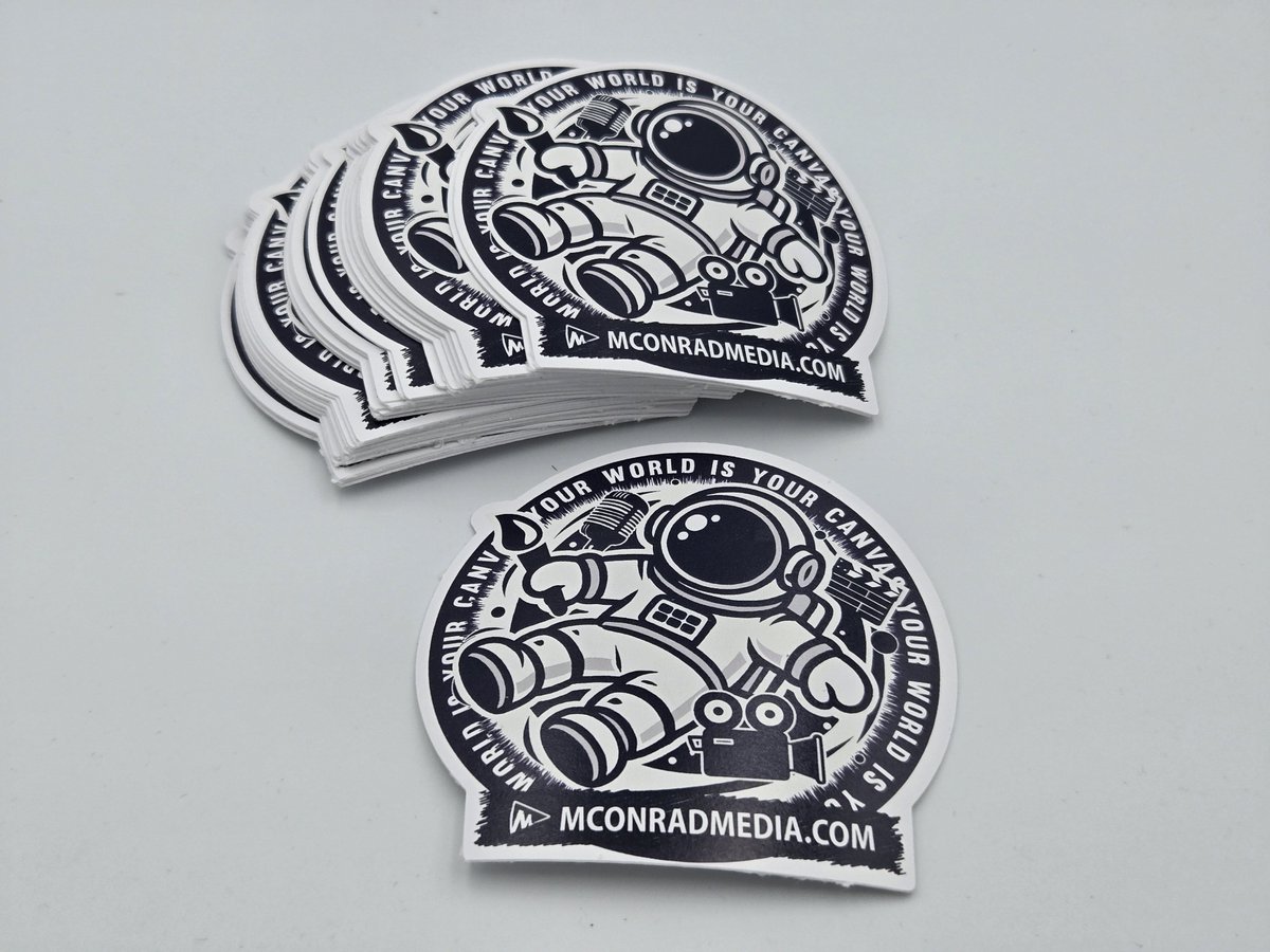 kcartandapparel's tweet image. These holographic stickers go crazy 👀

Same design, 2 totally different vibes
Holo vs clean black &amp;amp; white 🔥

@hereinthemittenllc

kcartandapparel.com
kcartandapparel.etsy.com

#customstickers #vinylstickers #smallbusiness