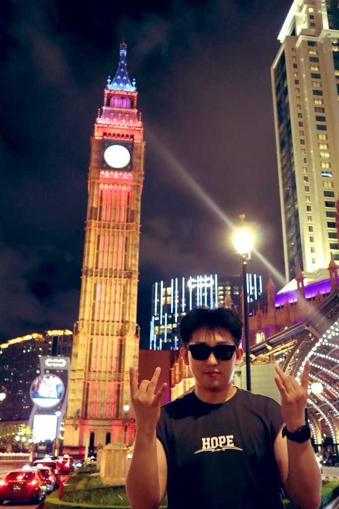 WiseInvest513's tweet image. 作为博主，我为什么强烈建议你一定要去香港线下大会

关于最近推特上大家聊到很多的小白/小 KOL 要不要去线下参加香港的大会，对此我的态度是，如果有机会一定要出去走一走。

我之前在 web3