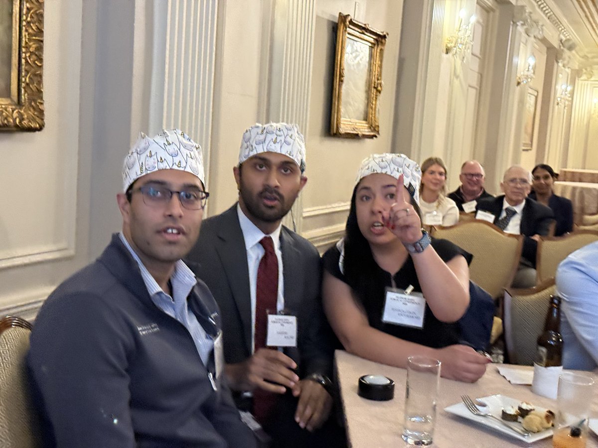 Alex Casar tweet media