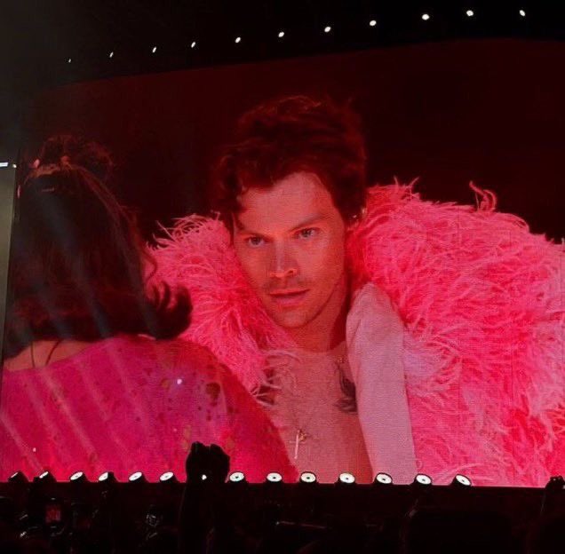 faith 💐🪩 tweet media